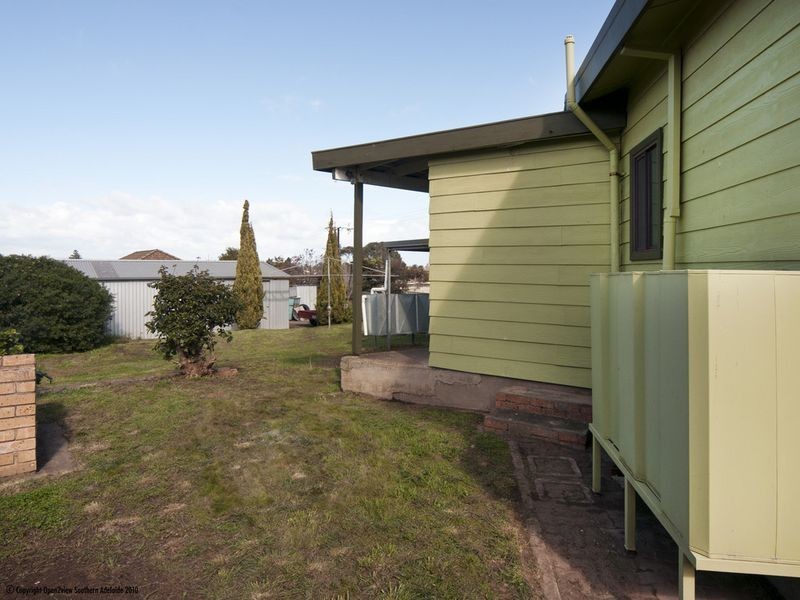 34 Penzance Ave, Christies Beach SA 5165