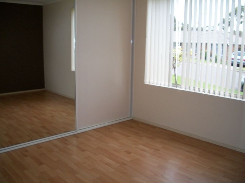 26 Featherstone Drive, Huntfield Heights SA 5163