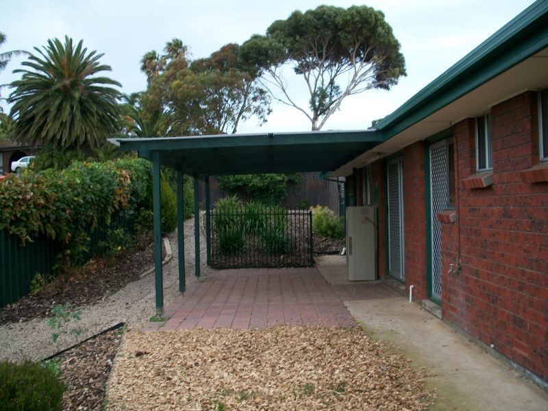 26 Featherstone Drive, Huntfield Heights SA 5163