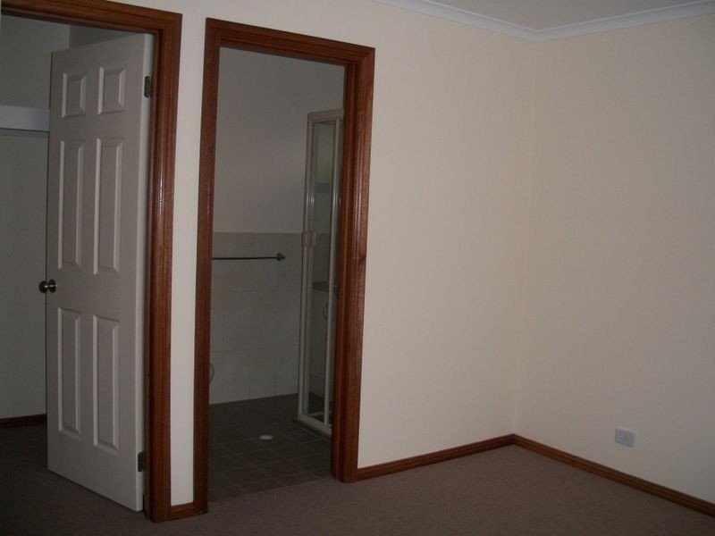 1A Robertson Road, Christies Beach SA 5165