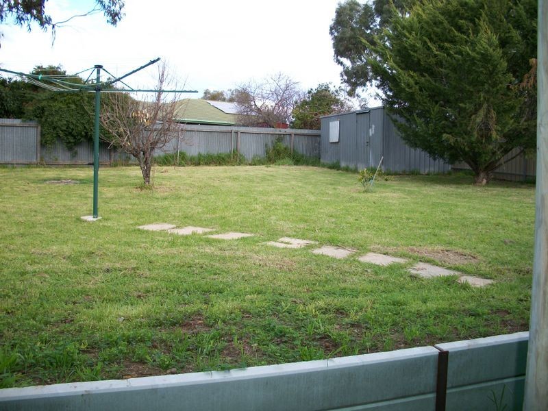 26 Desmond Road, Hackham SA 5163