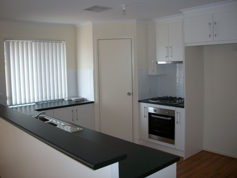 68 Esperance Boulevard, Seaford Rise SA 5169