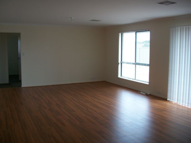 68 Esperance Boulevard, Seaford Rise SA 5169