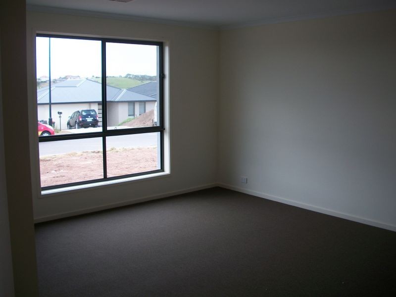 68 Esperance Boulevard, Seaford Rise SA 5169