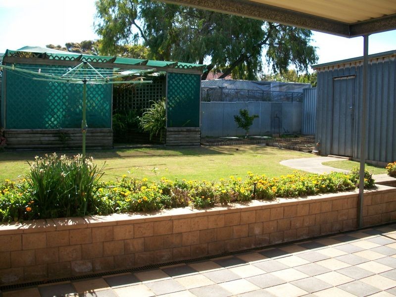 10 Uranna Street, O’sullivan Beach SA 5166