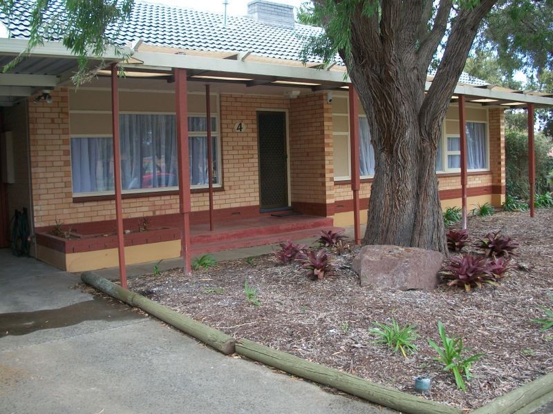 4 Greenbank Grove, Hackham West SA 5163