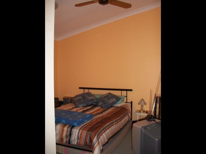 2 Manooka Road, Morphett Vale SA 5162