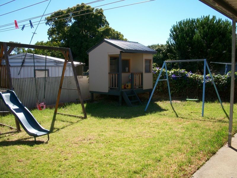 8 Wark Court, Morphett Vale SA 5162