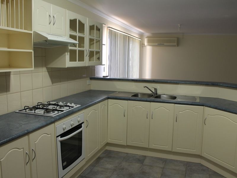 62 Grand Boulevard, Seaford Rise SA 5169