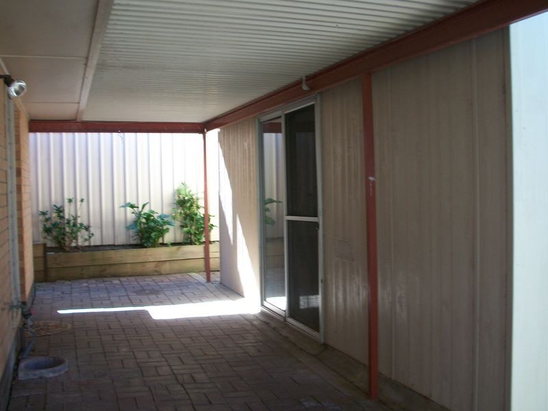 4 Melinda Road, Hackham SA 5163