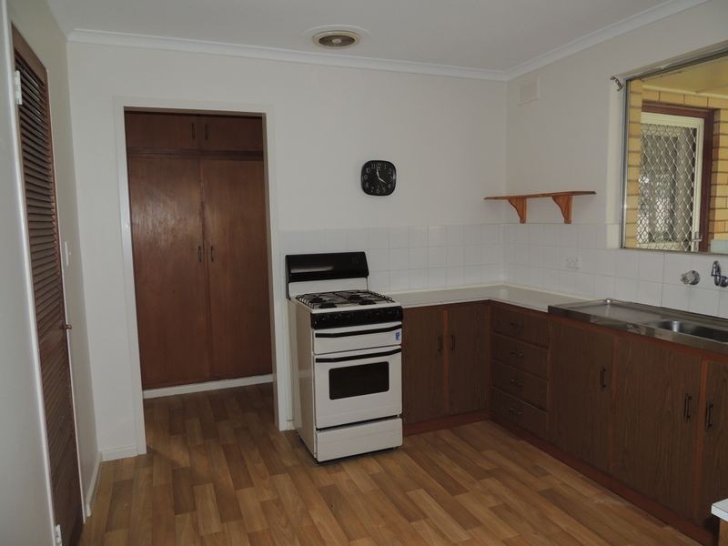 3 Sunglow Crescent, Hackham West SA 5163