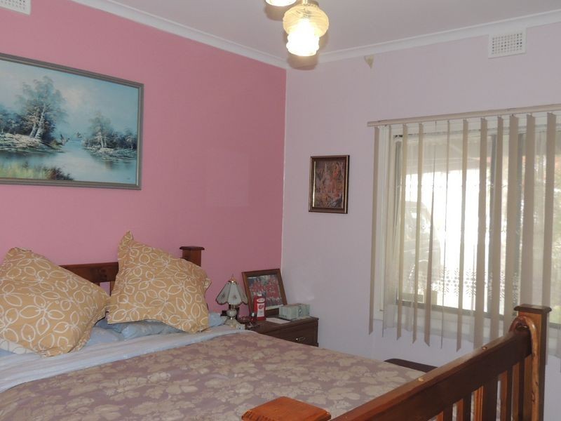 8 Fourth Avenue, Moana SA 5169