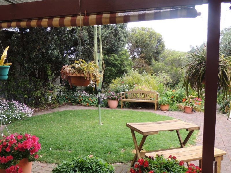 8 Fourth Avenue, Moana SA 5169