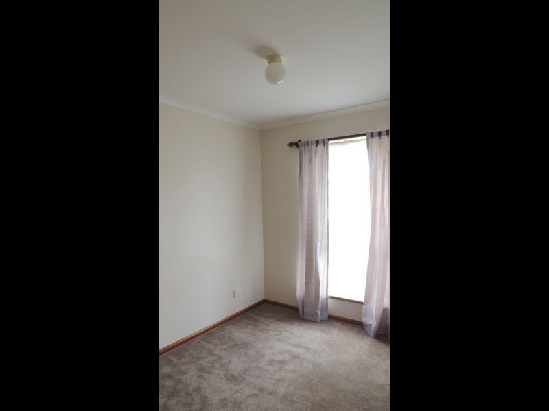 3 Oliver Crescent, Port Noarlunga SA 5167