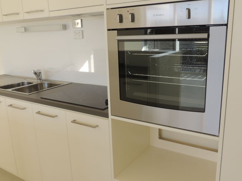 1/2 Ochre Place, Christie Downs SA 5164