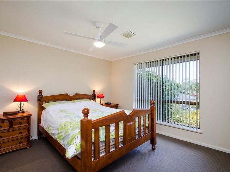 4 Rubin Street, Hallett Cove SA 5158