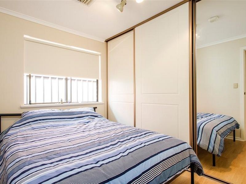 4 Rubin Street, Hallett Cove SA 5158