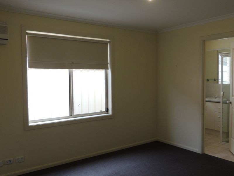 16 Redwood Close, Noarlunga Downs SA 5168