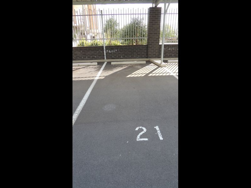 21/2 Ochre Place, Christie Downs SA 5164