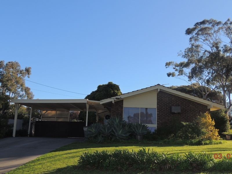 9 Higgins Street, Hackham SA 5163