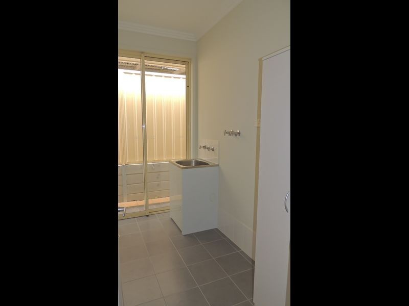 2A Holly Street, Christies Beach SA 5165