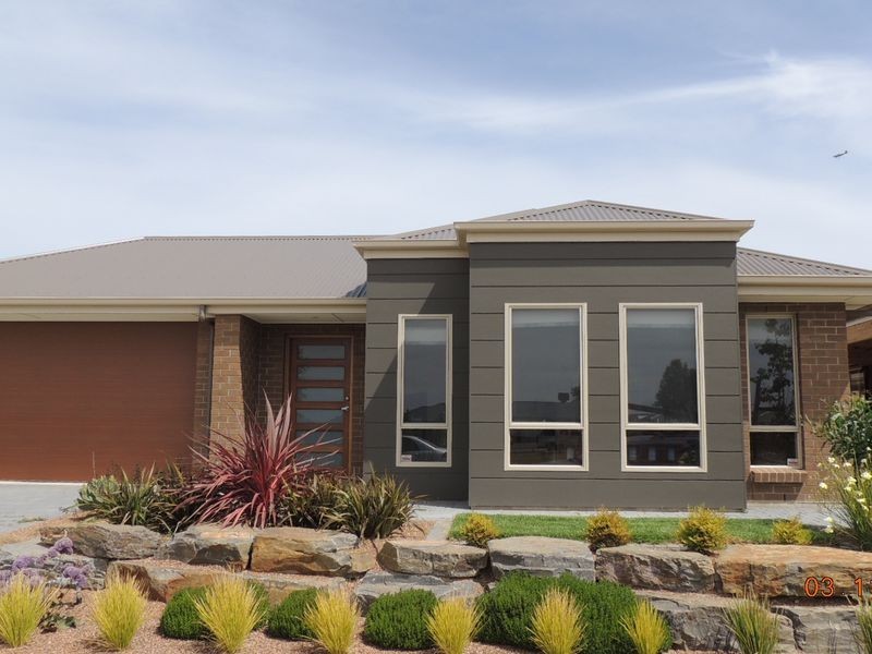 12 Manordale Court, Seaford Meadows SA 5169