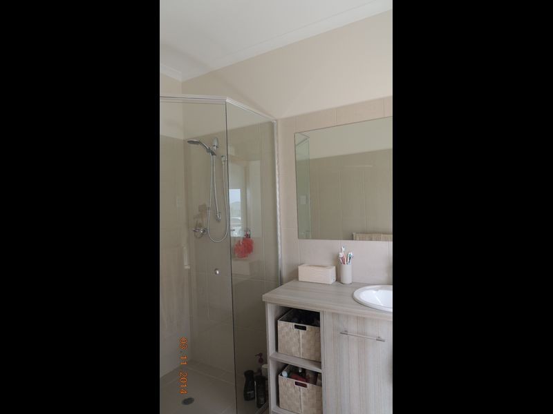 12 Manordale Court, Seaford Meadows SA 5169