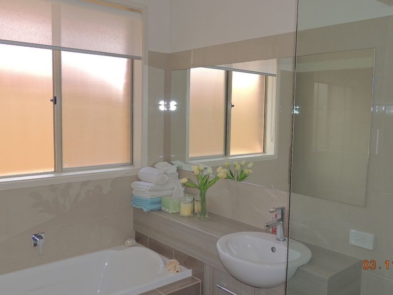 12 Manordale Court, Seaford Meadows SA 5169