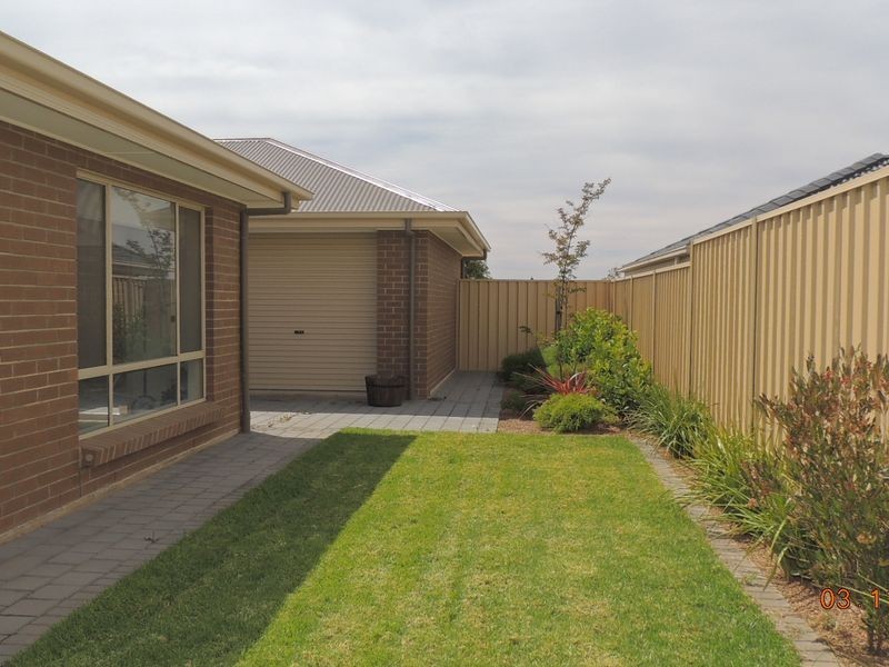 12 Manordale Court, Seaford Meadows SA 5169