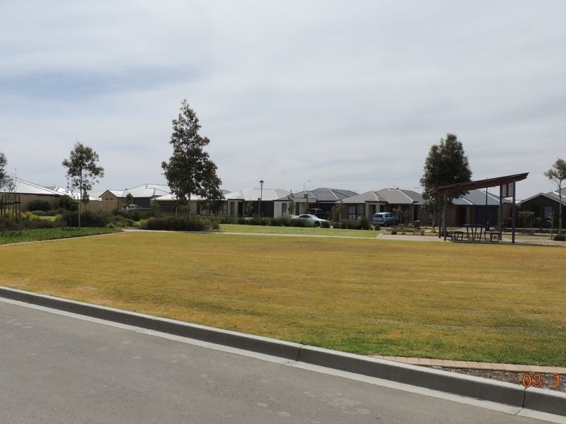 12 Manordale Court, Seaford Meadows SA 5169