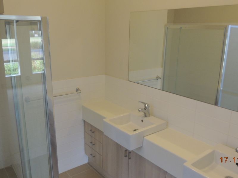 30 Yarr Crescent, Seaford Meadows SA 5169