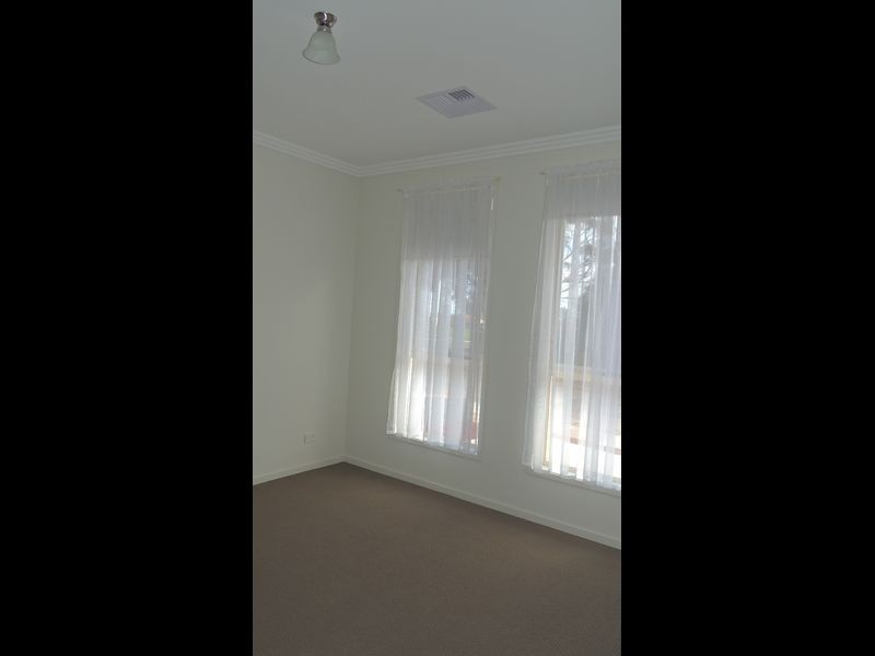 2A Holly Street, Christies Beach SA 5165