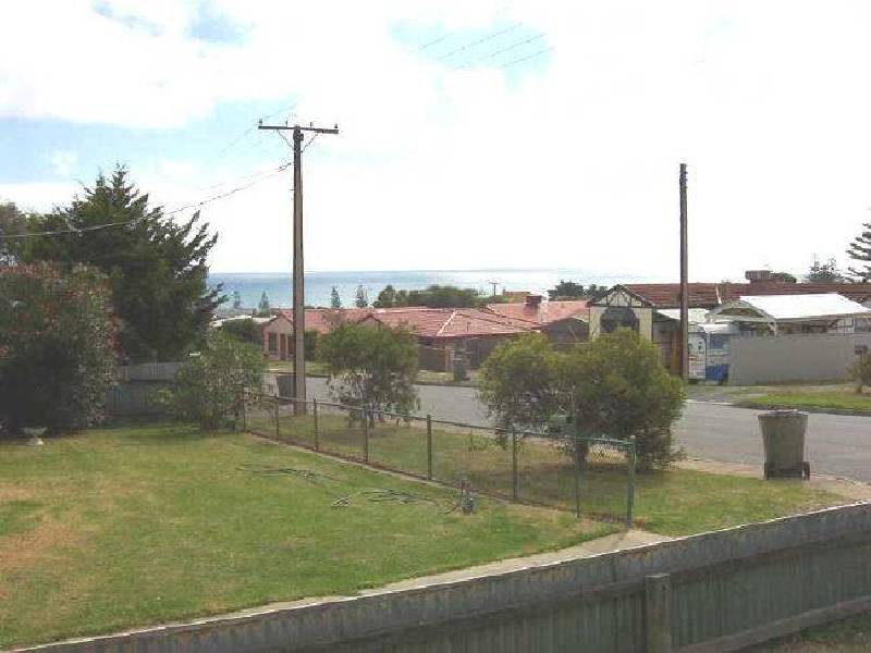 28 Ramsgate Avenue, Christies Beach SA 5165