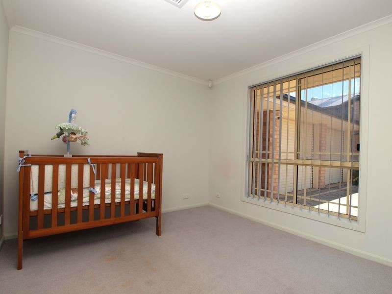 1 Hartland Avenue, Christie Downs SA 5164