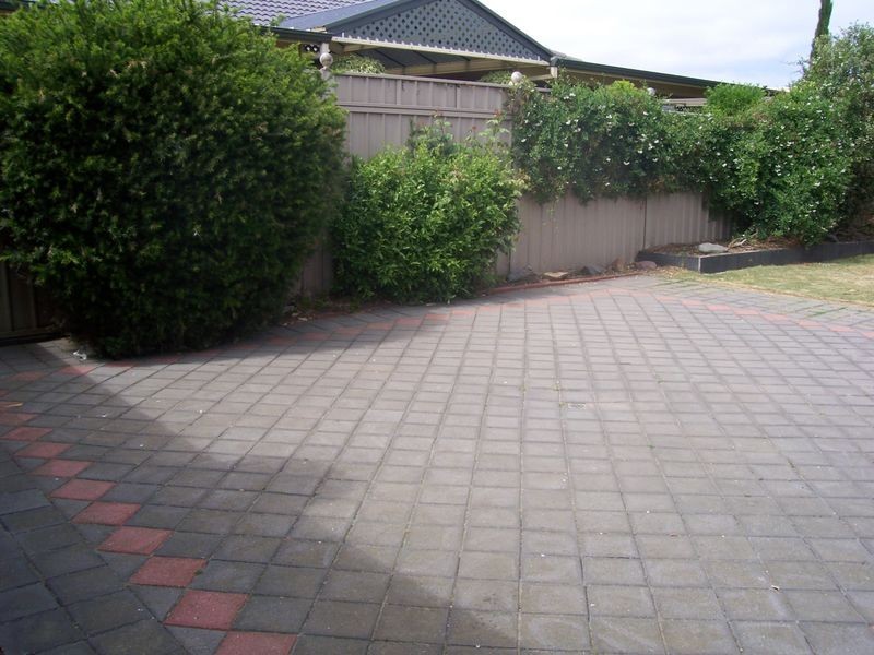 5 Chivers Street, Hallett Cove SA 5158