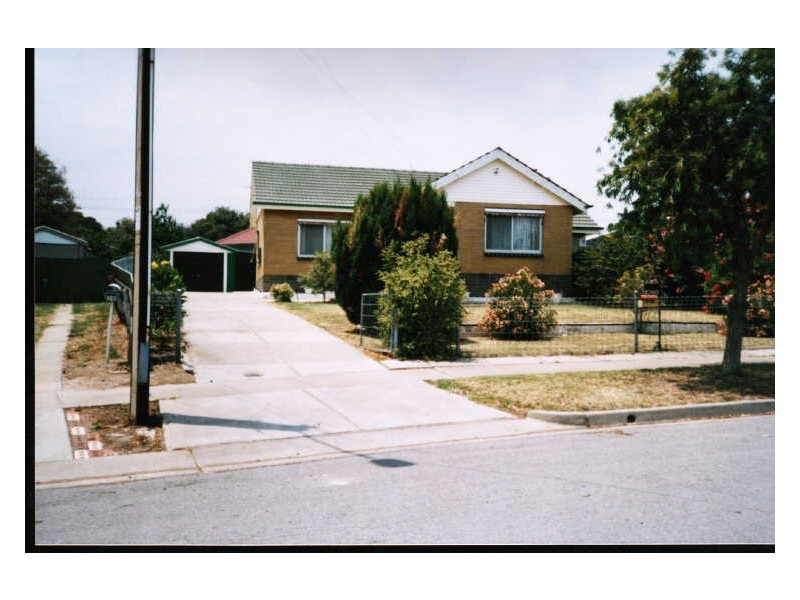 26 Sismey Rd, Christies Beach SA 5165