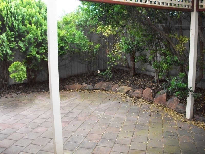 4 Shoalwater Close, Seaford Rise SA 5169