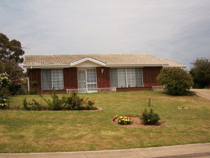 1 Bounty Road, Hallett Cove SA 5158