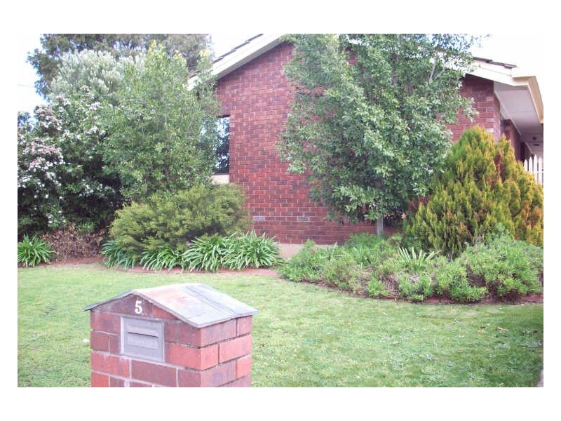 5 Ardross Crescent, Morphett Vale SA 5162