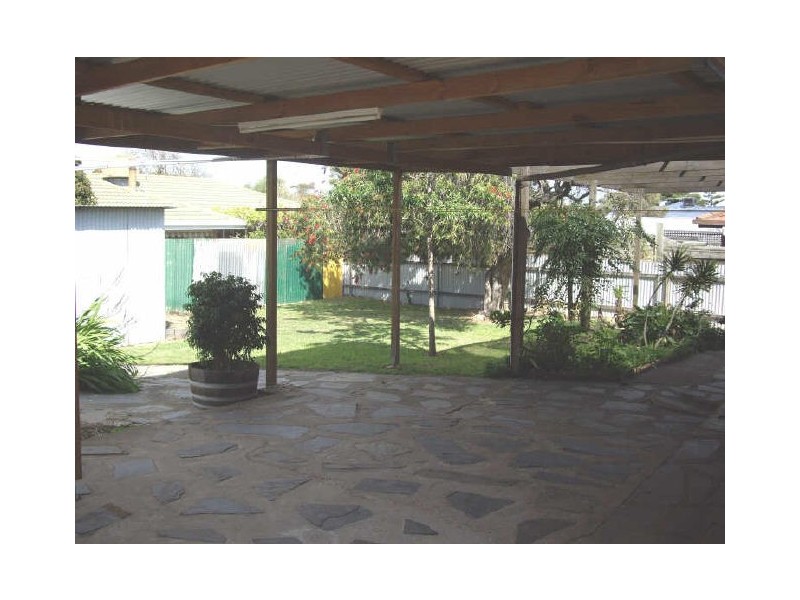 20 Saltash Avenue, Christies Beach SA 5165