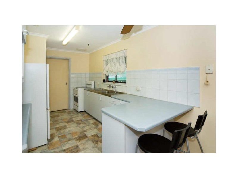 7 Leaker Avenue, Aldinga Beach SA 5173