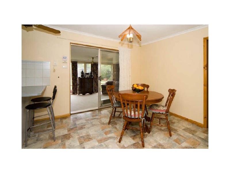 7 Leaker Avenue, Aldinga Beach SA 5173