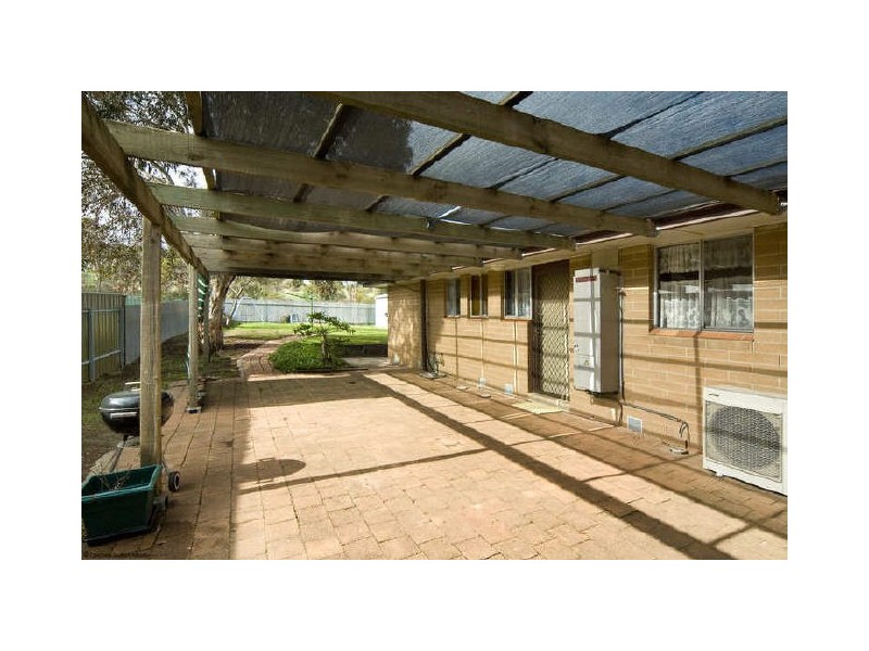 4 Ansbert Street, Christie Downs SA 5164