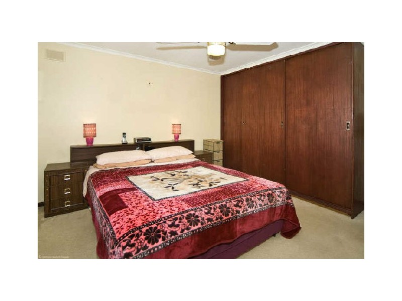 4 Ansbert Street, Christie Downs SA 5164