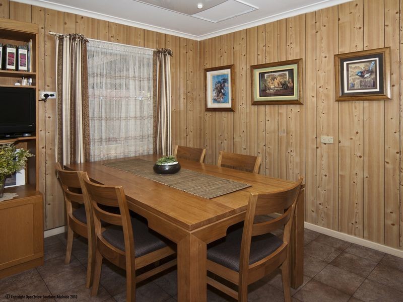 24 Alexander Crescent, Christie Downs SA 5164