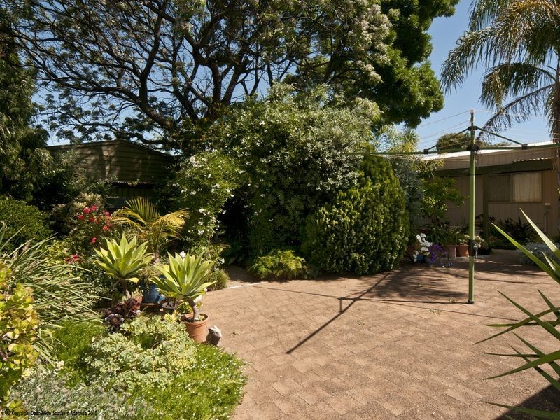 24 Alexander Crescent, Christie Downs SA 5164