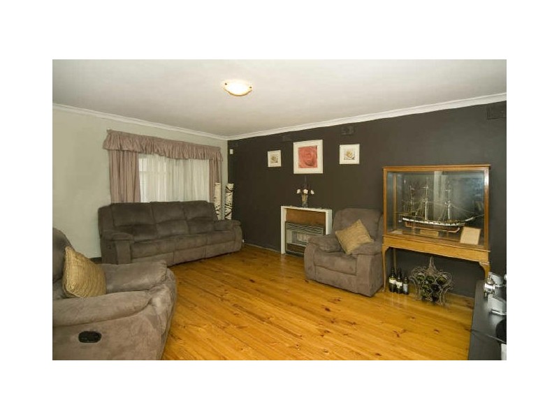 35 Roberts Road, Hackham West SA 5163