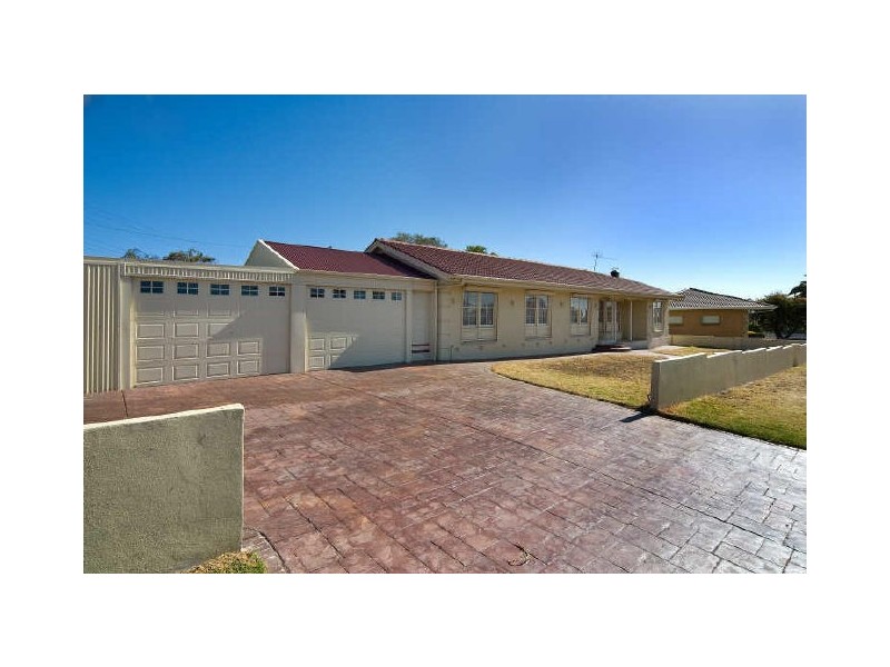 66 Saltash Avenue, Christies Beach SA 5165