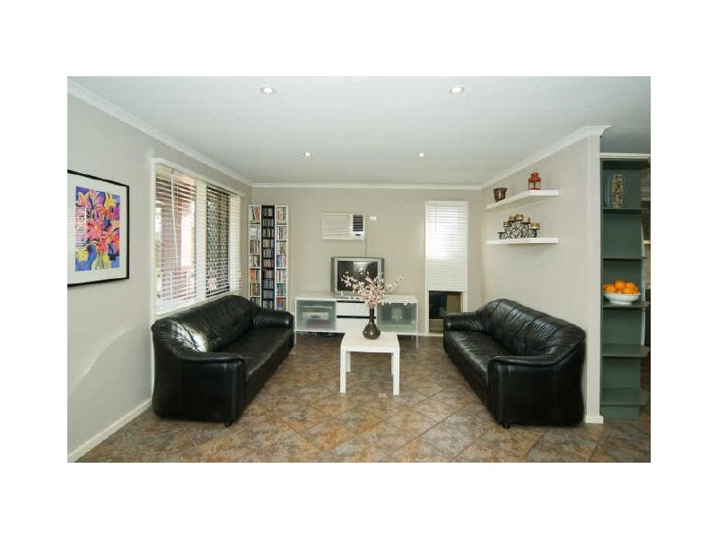 15 Gabrenol Court, Noarlunga Downs SA 5168