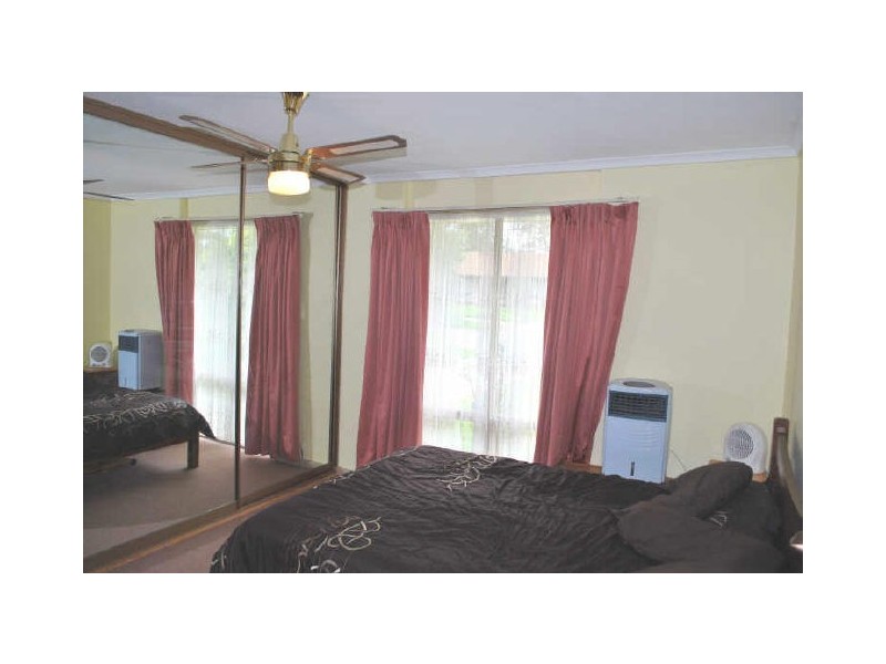 10 Greengate Grove, Hackham SA 5163